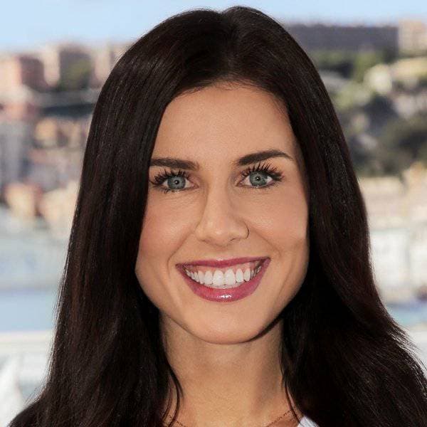 ناتاليا سكودر