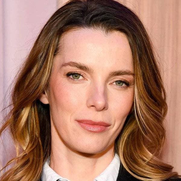 Betty Gilpin