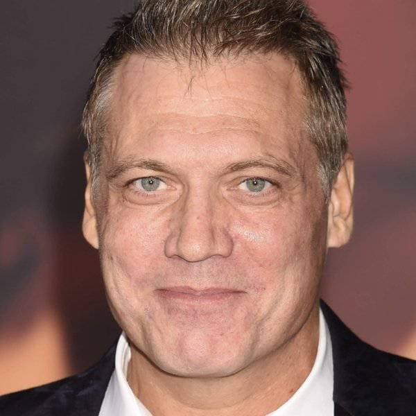 Holt McCallany