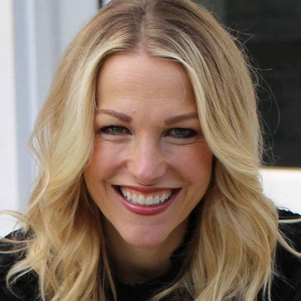 ليندسي تشارنياك