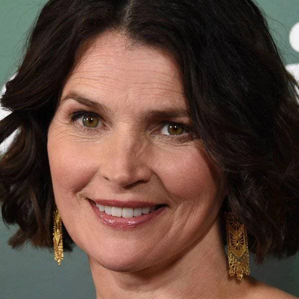 Julia Ormond