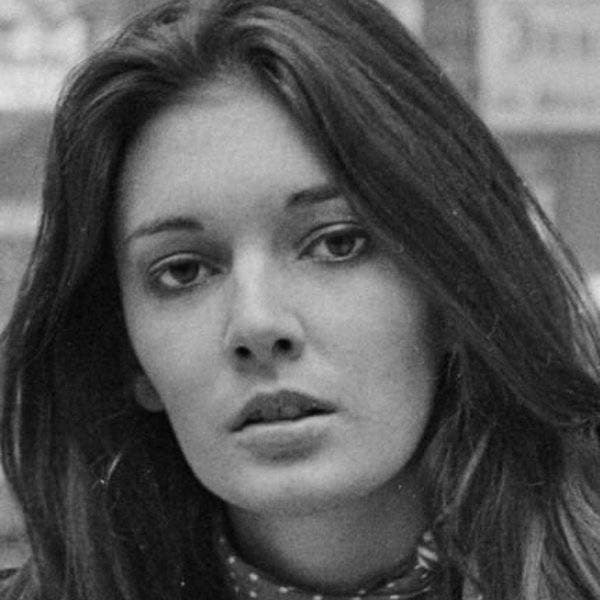 سارة دوغلاس