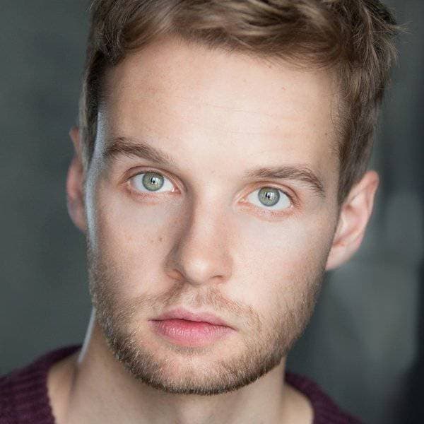 سيون دانيال يونغ