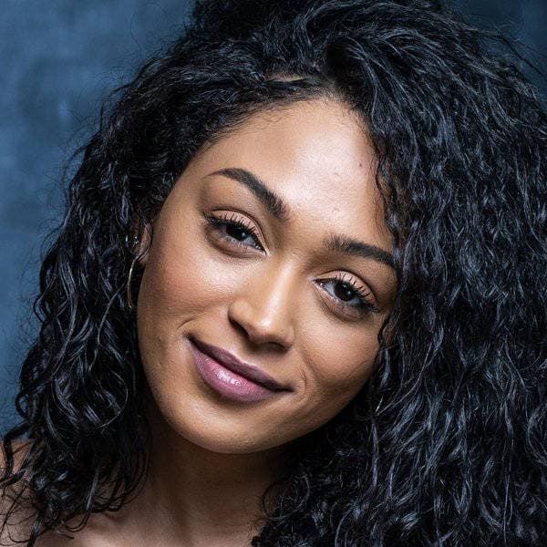 سافانا بازلي