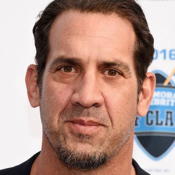 ماثيو ويليج