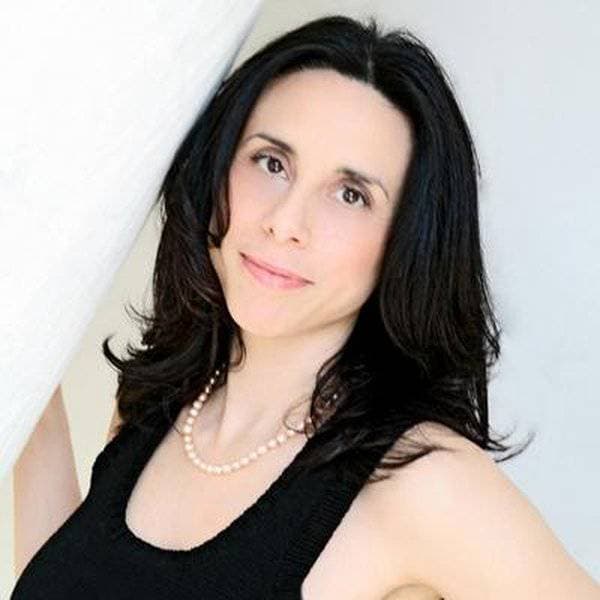 ريبيكا كاميسا