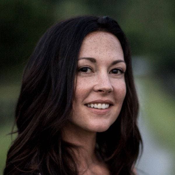 أماندا شايرز