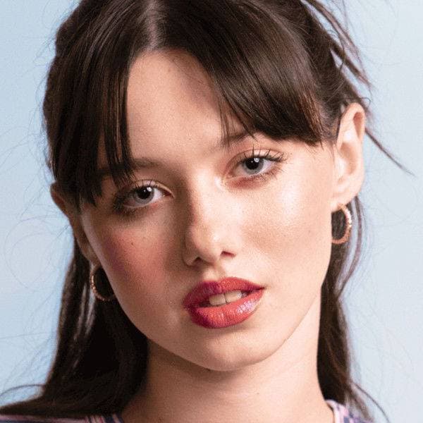 فايولت ماكغرو