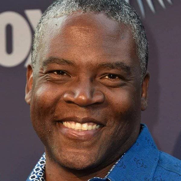 جوناثان آدامز