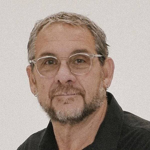 فيكتور نيل جونيور