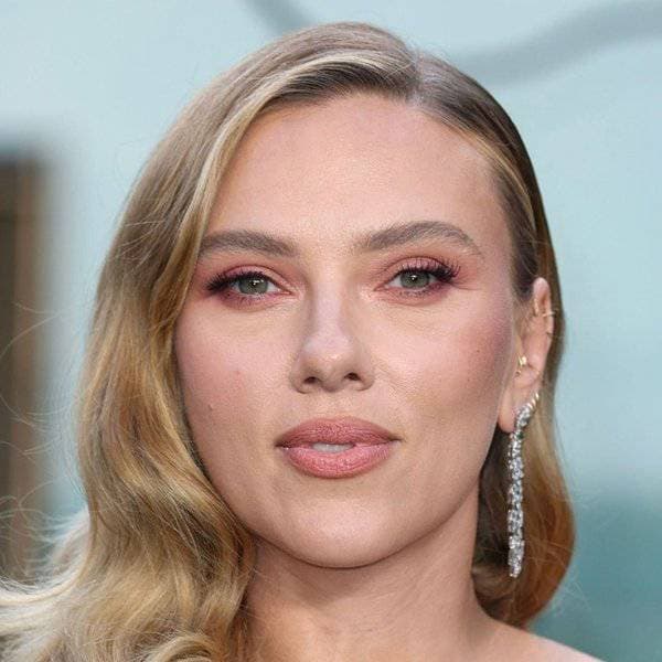 سكارليت جوهانسون