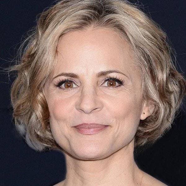 ايمي سيداريس