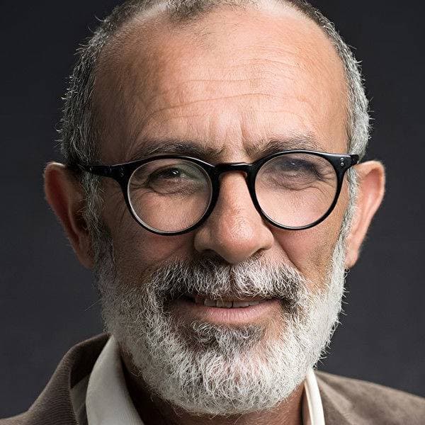 كامل الباشا