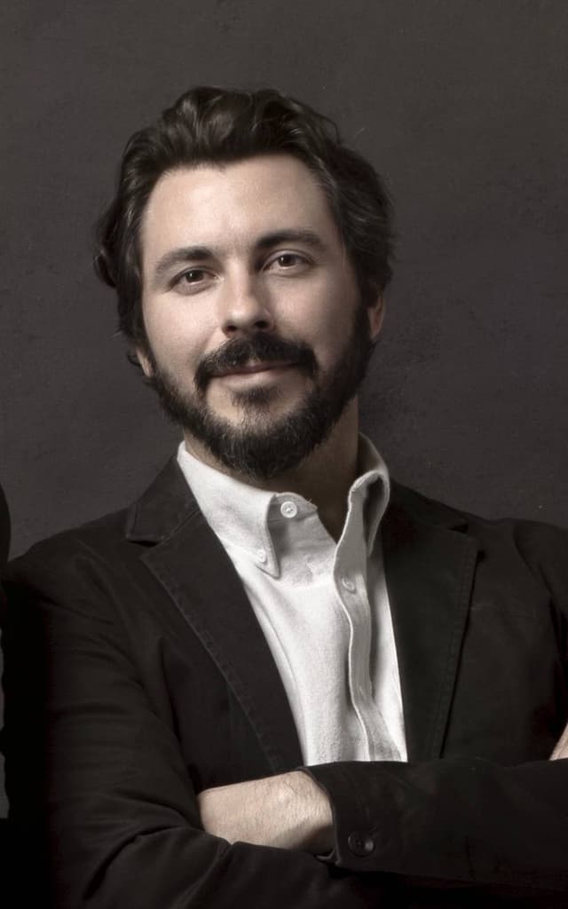 براين لازارت