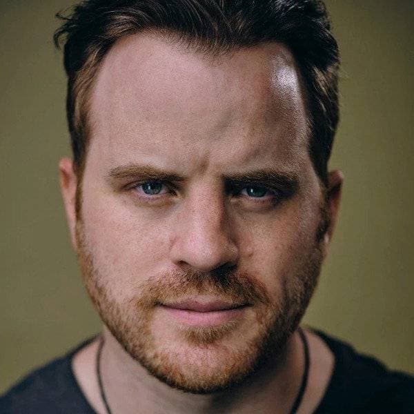 Robert Kazinsky
